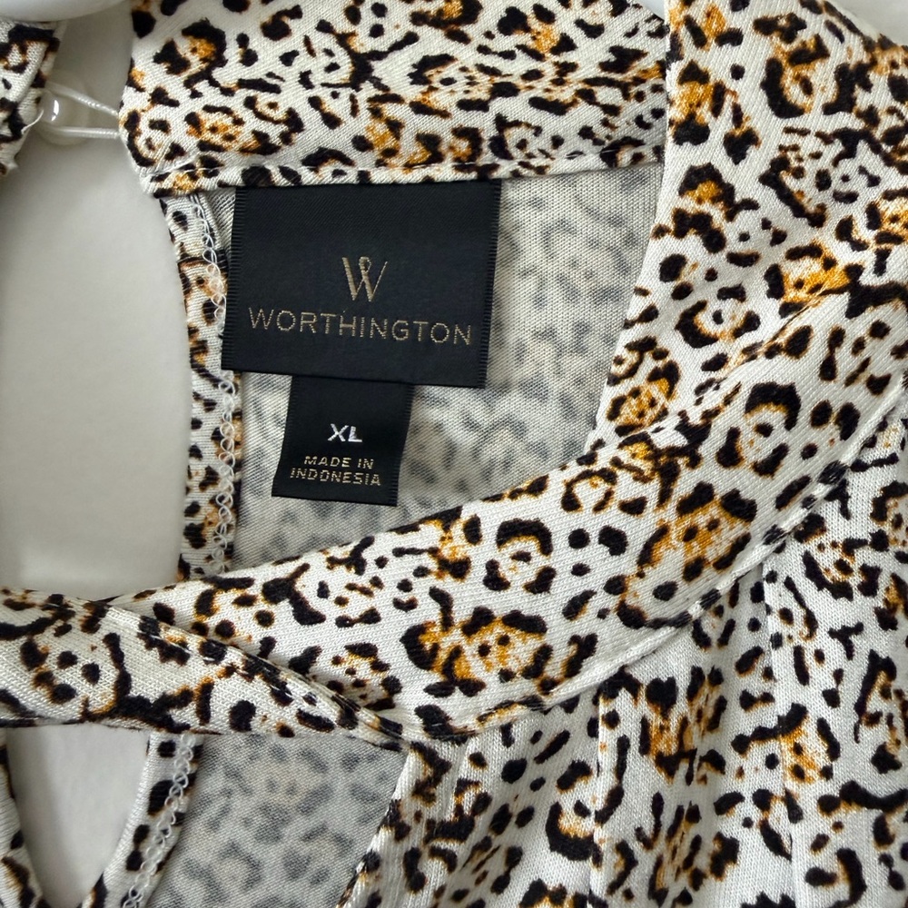 Worthington Leopard Print Blouse - Picture 2 of 6